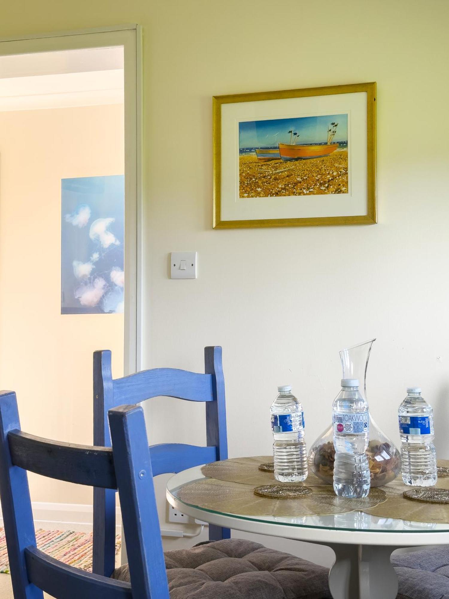 Rural Lodge Stay In Windsor! Hot Tub! Sleeps 20 Брей Екстериор снимка